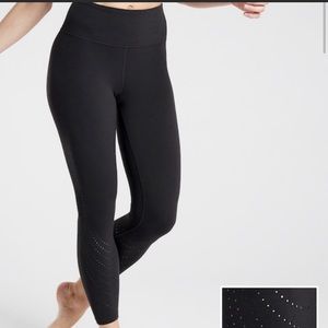 Athleta Elation Lasercut 7/8 Tight
